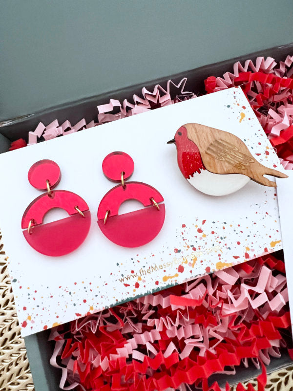 Jewellery Gift Set | Robin Brooch, Gold Nugget Drops & Red Disc Earrings
