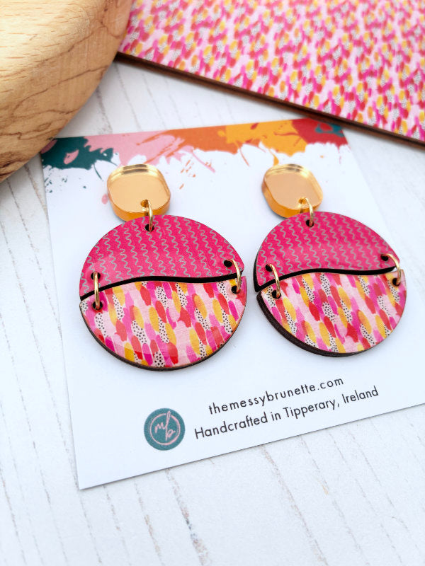 Pink Curve Circle Earrings