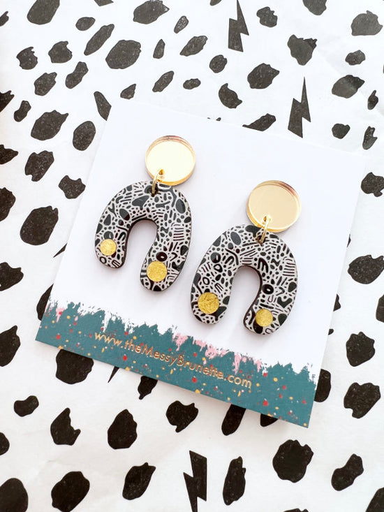 Monochrome Arch Earring Drops