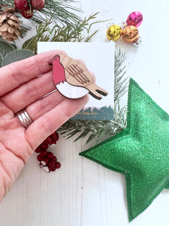 Robin Redbreast Brooch