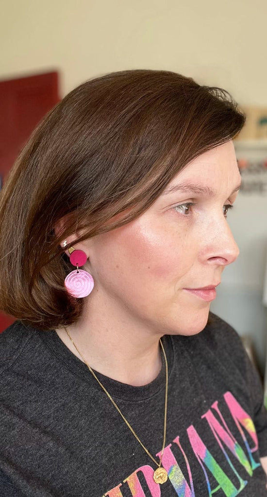 Load image into Gallery viewer, Colourful Swirl Earrings Earrings The Messy Brunette
