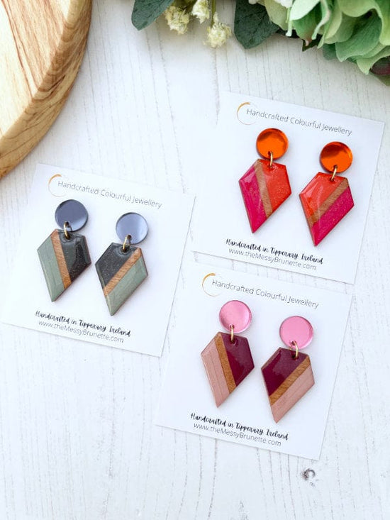 Load image into Gallery viewer, Colour Block Dangle Earrings Jewelry The Messy Brunette
