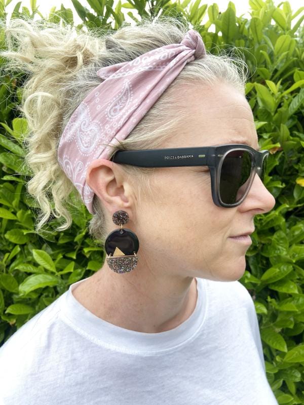 Black Sparkle Dangle Earrings